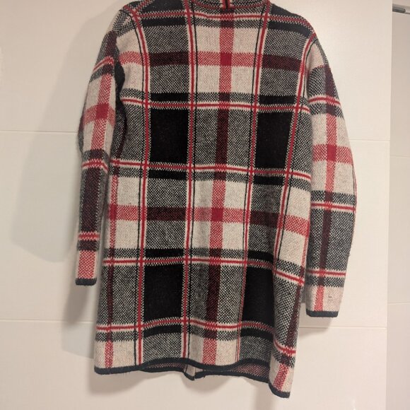 Long Plaid Coat - Picture 3 of 10